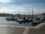  bateaux à moteur dans le Vieux-Port